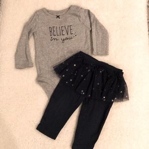 Carter’s Girls 12 month outfit